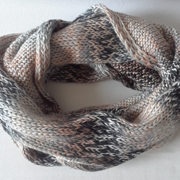 Garage. Cowl Neck Scarf. Greys & Pinks - Picture 15 of 16